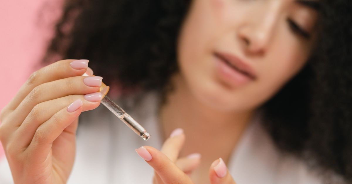 Ongles fragiles : 7 solutions simples pour les renforcer naturellement