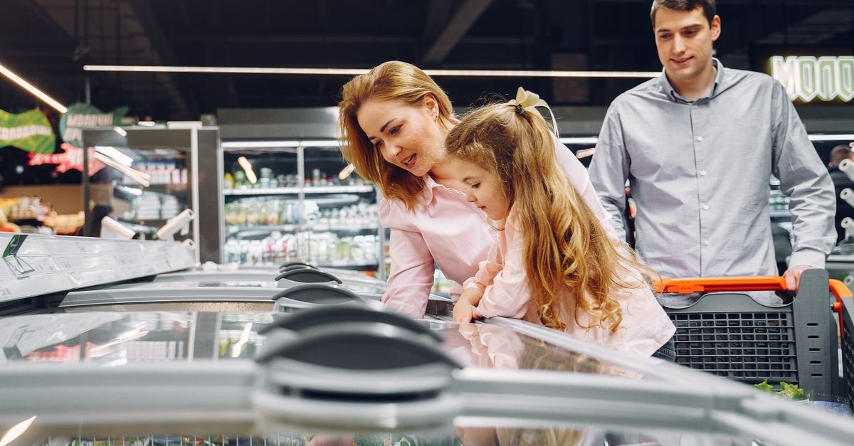 Courses en famille : astuces simples pour des achats organisés, rapides et sans stress