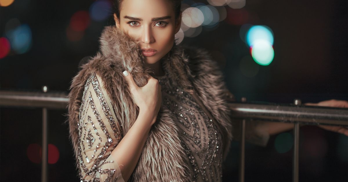 Briller en hiver : idées chic pour une tenue de soirée irrésistible