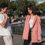 Élégance estivale : les plus belles idées de tenues pour une soirée d’été