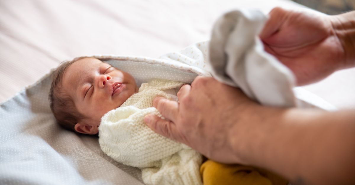 Douceur au quotidien : comment choisir les meilleures lingettes pour la peau délicate de bébé