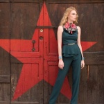 L’allure parfaite : comment associer un top chic à un pantalon pour un style élégant au quotidien