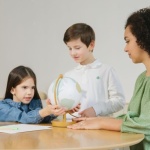 Élever des enfants épanouis : les clés d’une éducation bienveillante au quotidien