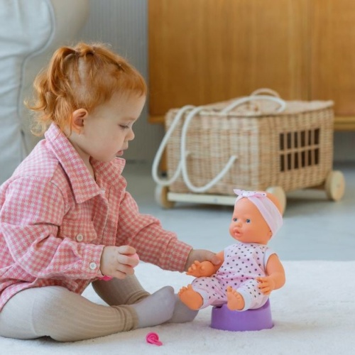 Dire adieu à l’angoisse du pot : astuces douces pour aider votre enfant en toute confiance